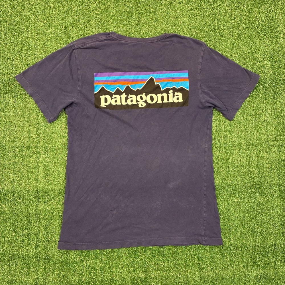 Patagonia P-6 Logo Navy Blue Slim Fit Organic Cotton T-shirt